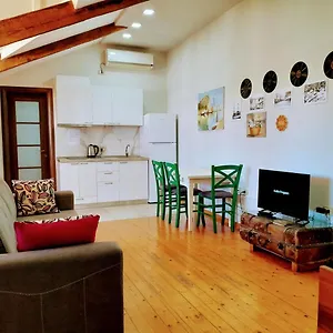 Apartment Loft, Tirana